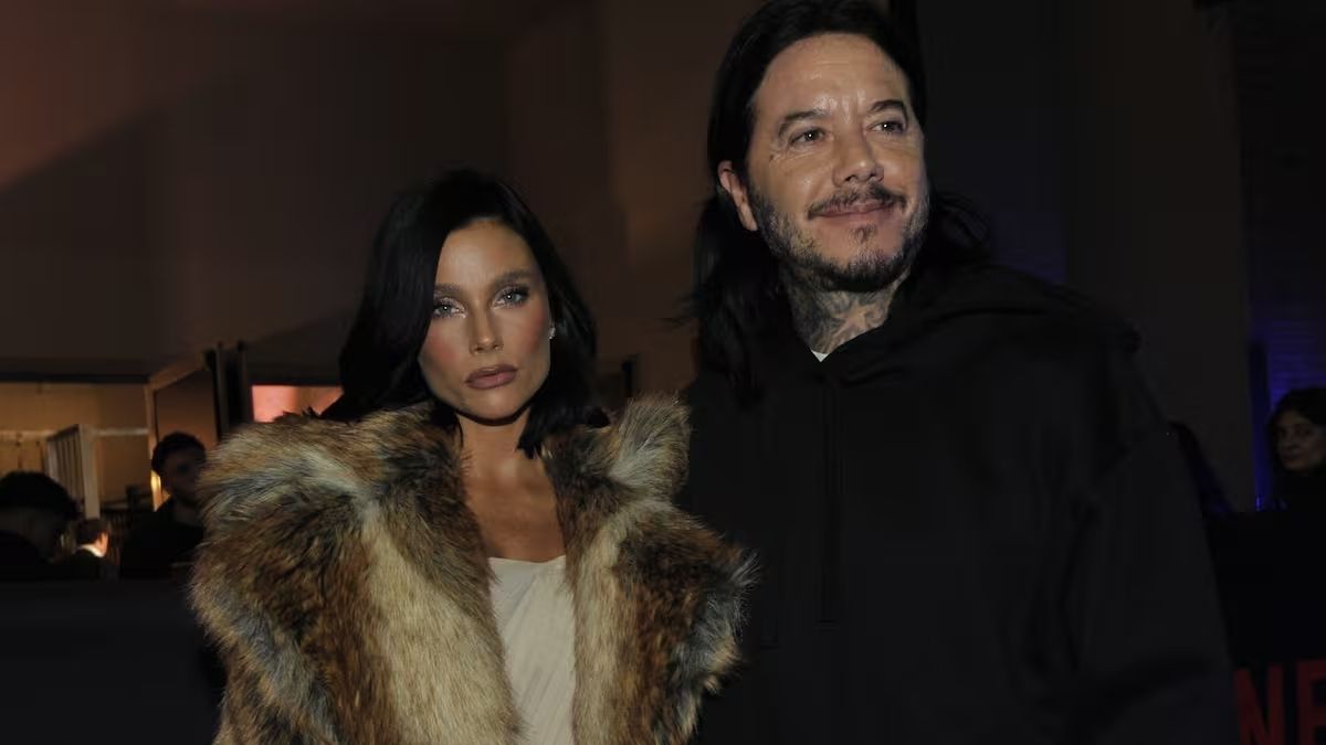 aSebastián Ortega quedó envuelto en rumores de infidelidad luego de que aseguraran que habría mantenido encuentros con una modelo mientras estaba en pareja con Valentina Zenere.
