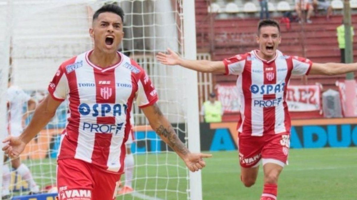 El ex Club Atlético Unión Maximiliano Cuadra se incorporará a Banfield