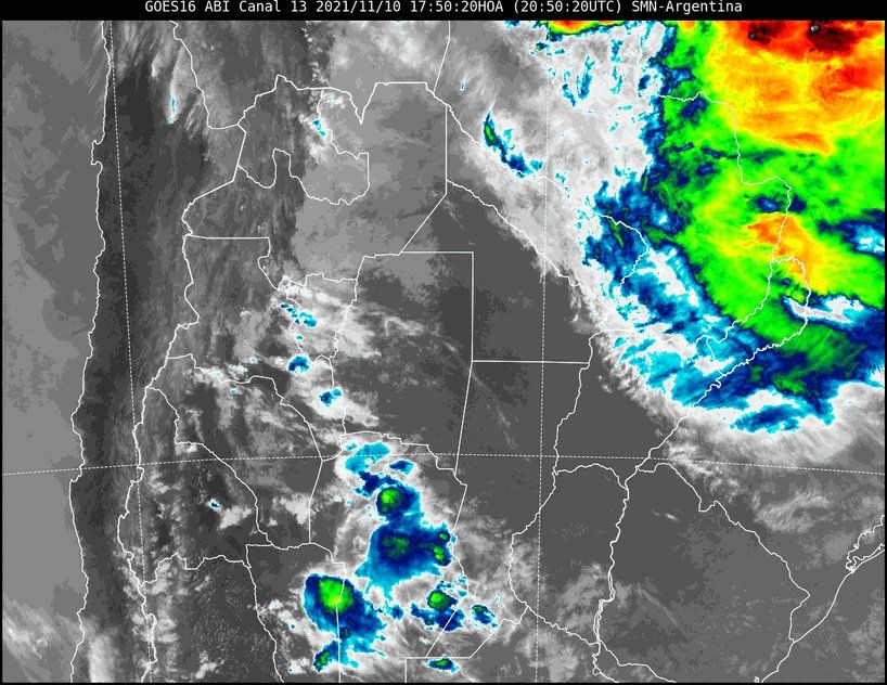  En nuestra zona cercana la nubosidad tiende a disminuir, aunque por momentos todavía puede cubrirse el cielo y no se descartan lloviznas aisladas.