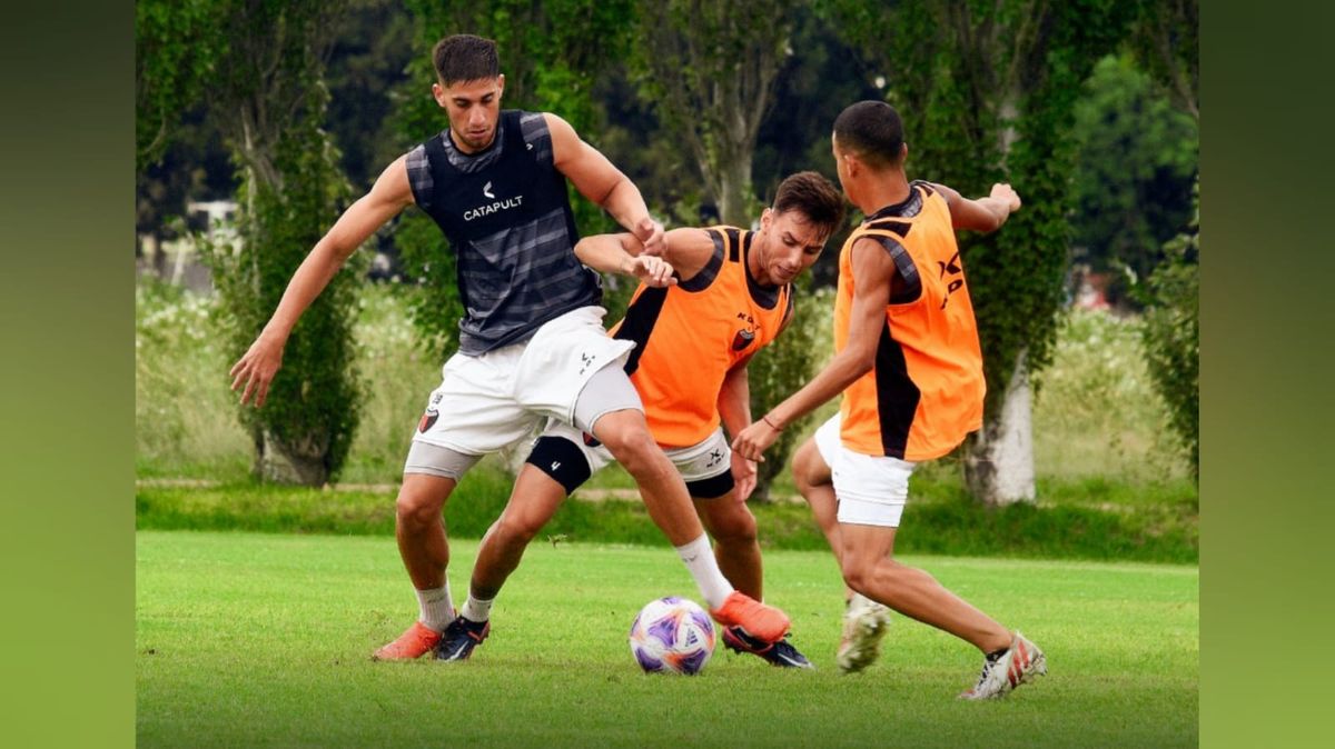 Néstor Pipo Gorosito asumió este miércoles como nuevo entrenador de Colón y ya dirigió su primera práctica.&nbsp;