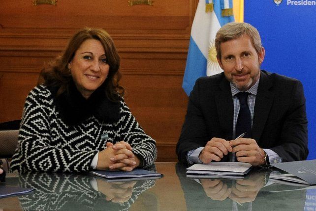 Fein: “El presidente se reúne con todo el mundo, sería importante que también lo haga con Rosario”