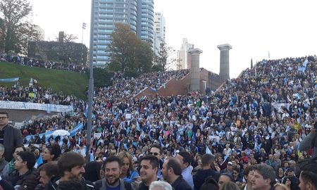 en la recta final hacia los comicios del domingo, macri visita rosario con la marcha del ?si, se puede? en la recta final hacia los comicios del domingo, macri visita rosario con la marcha del ?si, se puede?