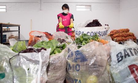 El Centro de Recupero del Banco de Alimentos de Santa Fe cumple un rol clave para la reducción del desperdicio de alimentos y la reutilización.&nbsp;