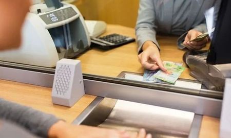 Aumento salarial para los bancarios en mayo 2025: cómo quedaron los sueldos tras la nueva actualización. Aumento salarial para los bancarios en mayo 2025: cómo quedaron los sueldos tras la nueva actualización.