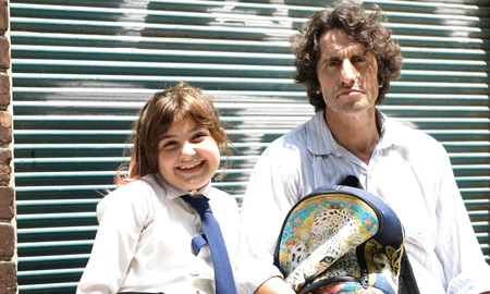 Así de grande está Mora, la hija actriz de Diego Peretti Así de grande está Mora, la hija actriz de Diego Peretti