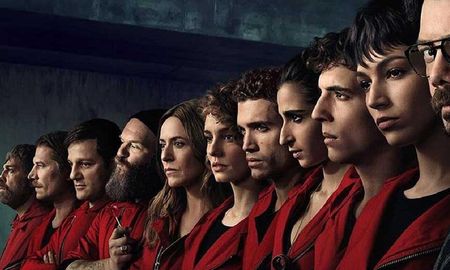La casa de papel es una de las series españolas más exitosas de todos los tiempos. La casa de papel es una de las series españolas más exitosas de todos los tiempos.