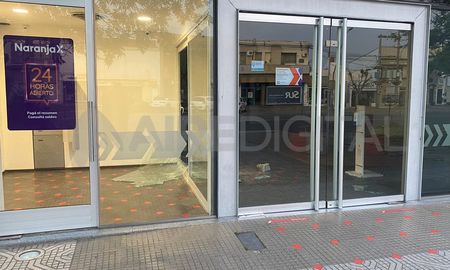 El hecho ocurrió en Aristóbulo del Valle al 5400 de barrio Villa María Selva. El hecho ocurrió en Aristóbulo del Valle al 5400 de barrio Villa María Selva.