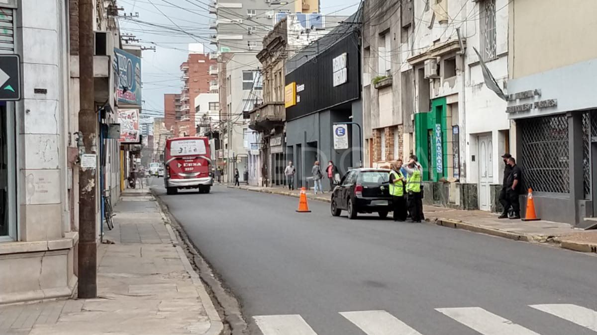Los viajes a través de Uber funcionan de forma ilegal en la ciudad de Santa Fe.