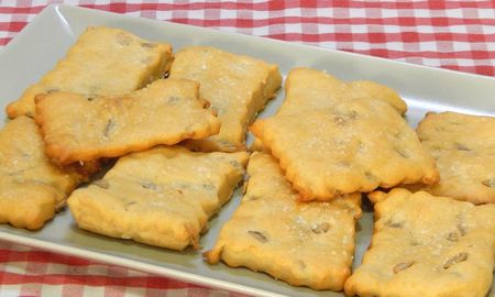 Cómo hacer galletas saladas, crujientes y sin gluten. Cómo hacer galletas saladas, crujientes y sin gluten.
