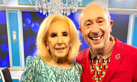 Tras su encuentro con Mirtha Legrand, Claudio Cosano reveló que su hisopado dio negativo Tras su encuentro con Mirtha Legrand, Claudio Cosano reveló que su hisopado dio negativo