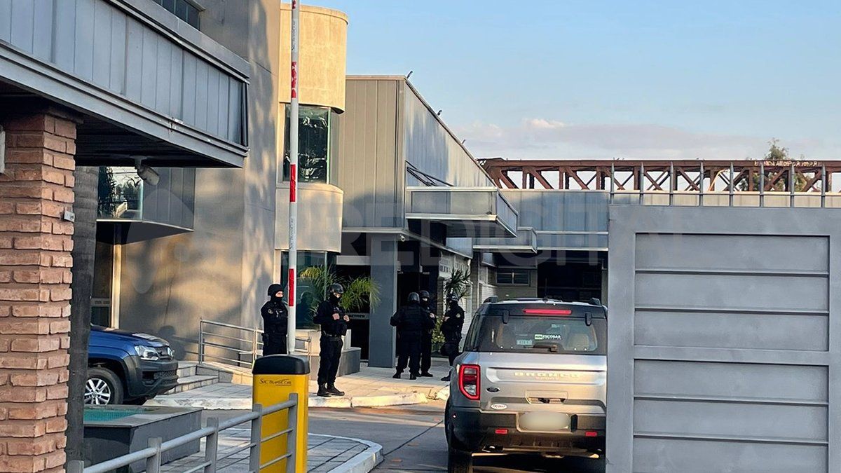 Con grupos de asalto