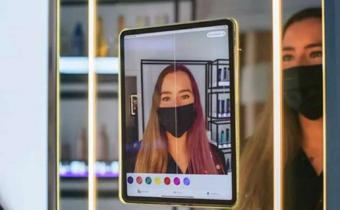 Amazon abrió en Londres un centro de belleza con realidad aumentada.