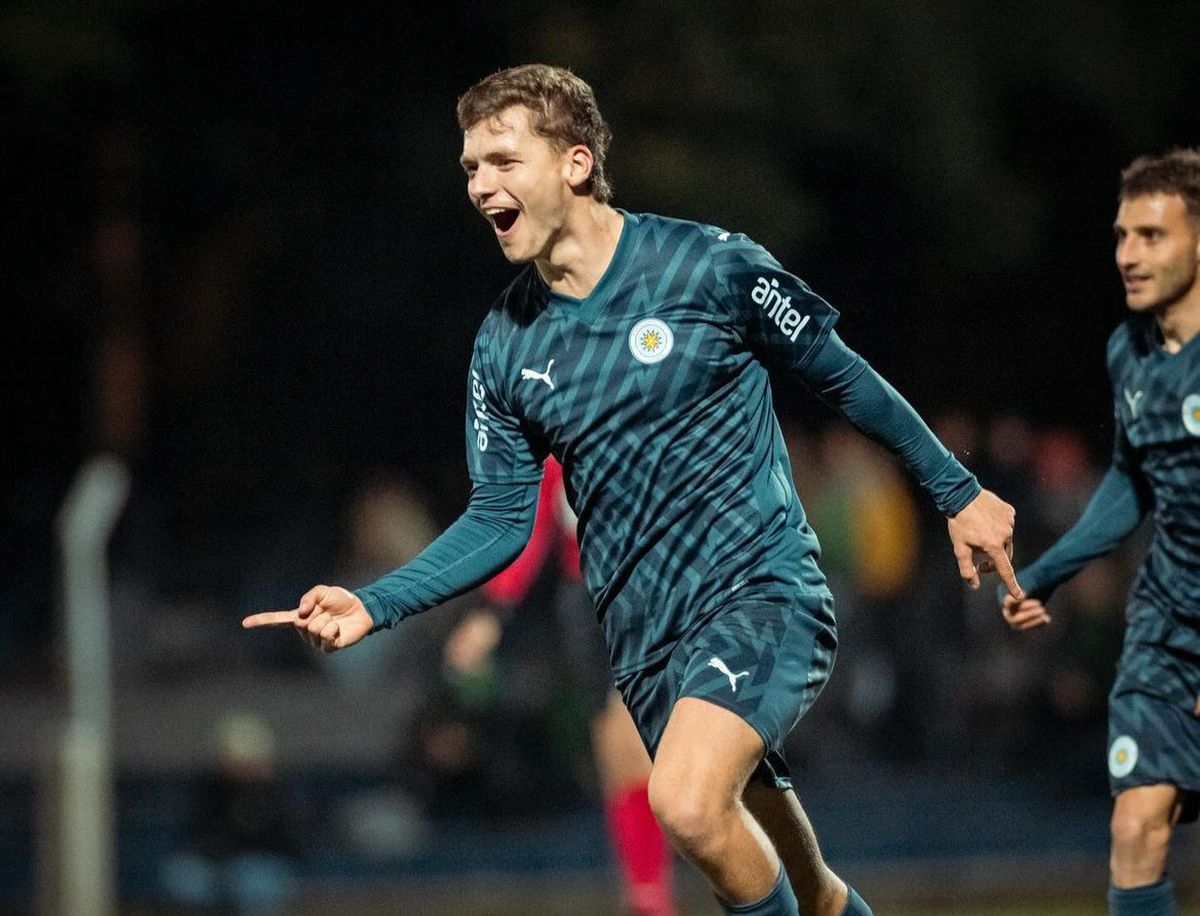 Andrew Teutén finalizó su préstamo en Montevideo City Torque y se entrena en Colón. Andrew Teutén finalizó su préstamo en Montevideo City Torque y se entrena en Colón.