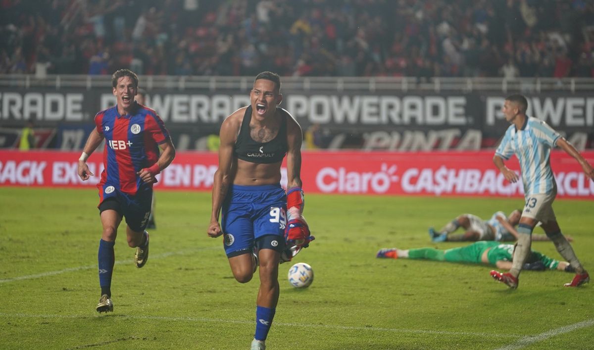 San Lorenzo trepó a la cima tras ganarle a Racing. San Lorenzo trepó a la cima tras ganarle a Racing.