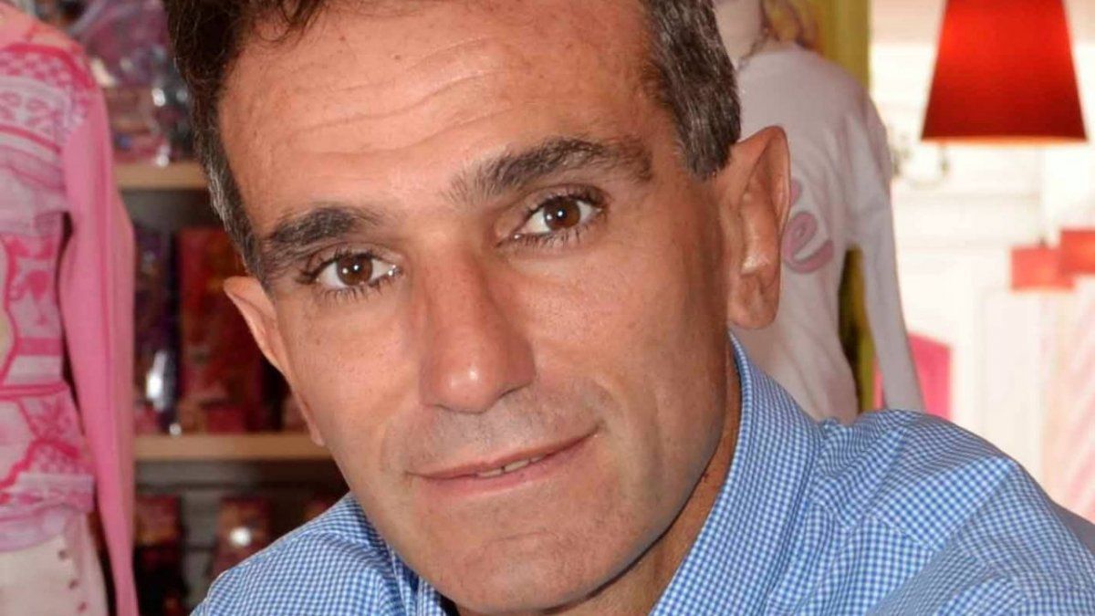 Le pagó a 20 empleados durante un año y cuando reabrió 14 ya tenían otro trabajo