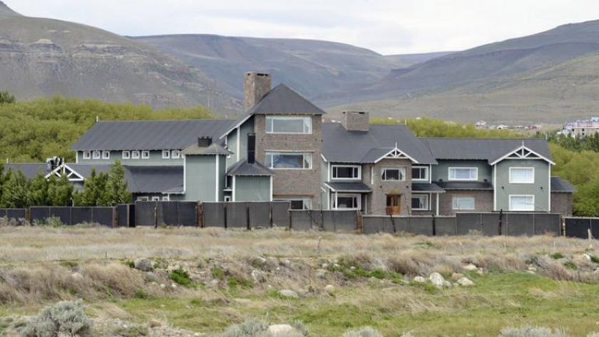 Incidentes en el allanamiento a CFK en El Calafate