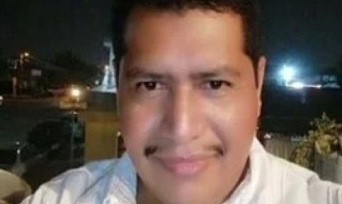 Asesinan a un periodista mexicano y hieren a su hija