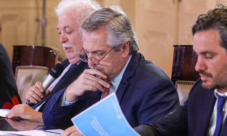 Alberto Fernández, presidente de la Nación. Alberto Fernández, presidente de la Nación.