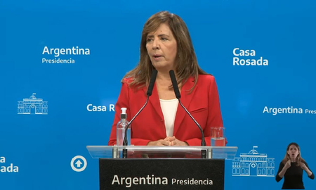La portavoz dijo que el Gobierno argentino tiene una tradición de repudio a las violaciones de derechos humanos. La portavoz dijo que el Gobierno argentino tiene una tradición de repudio a las violaciones de derechos humanos.