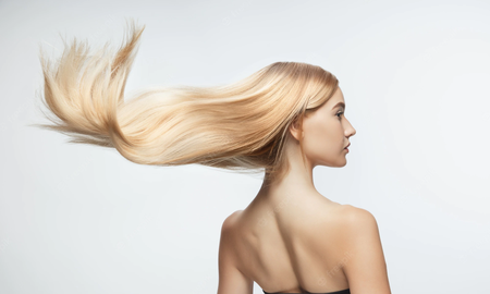 El efecto de lavarse el cabello con Coca-Cola El efecto de lavarse el cabello con Coca-Cola