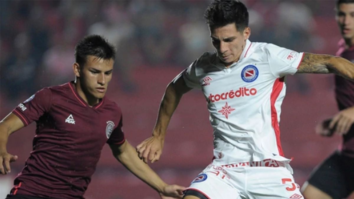 Con gol de Kevin Mac Allister, Argentinos Jrs. derrotó 1-0 a Lanús en la Fortaleza