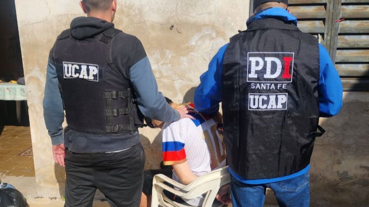 Se trata de Samuel Elías Reyes, prófugo por el asesinato de Zamir Torres, un niño de 4 años, ocurrido en Frontera. Se trata de Samuel Elías Reyes, prófugo por el asesinato de Zamir Torres, un niño de 4 años, ocurrido en Frontera.