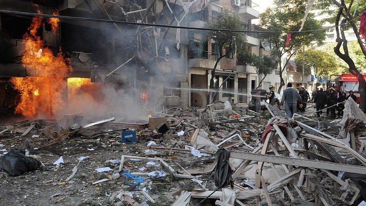 Detuvieron al gasista de la explosión de calle Salta de Rosario