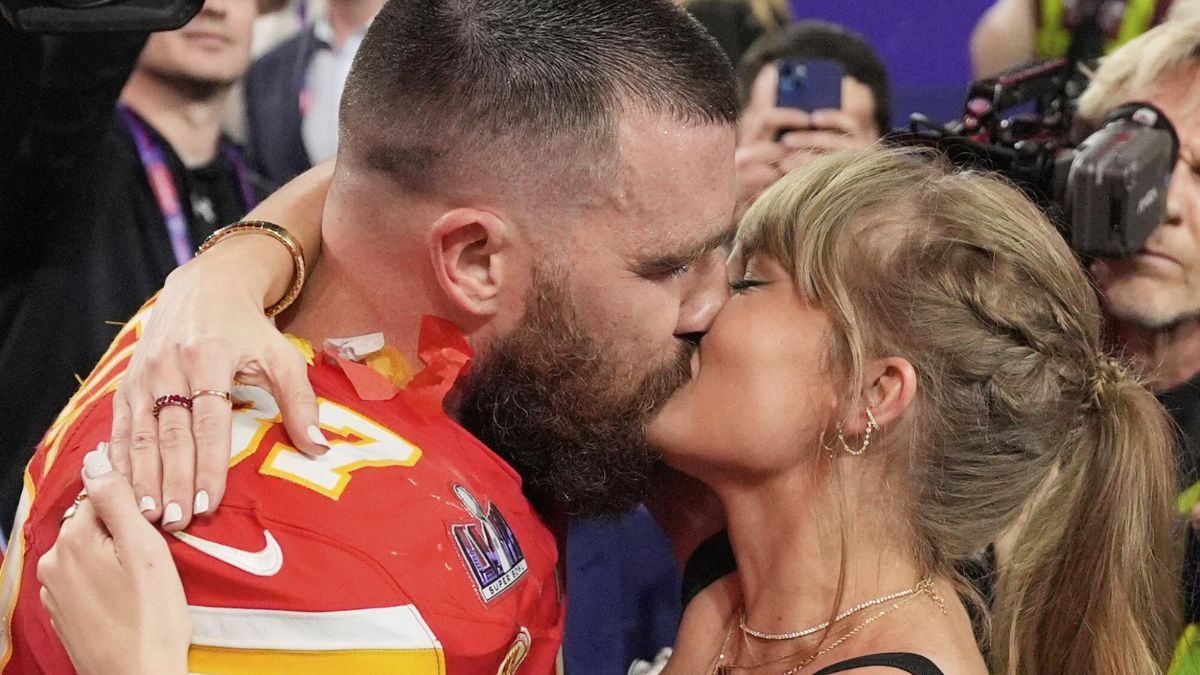 El matrimonio de la estrella pop y el jugador de la NFL despierta un interés masivo en todo el mundo.