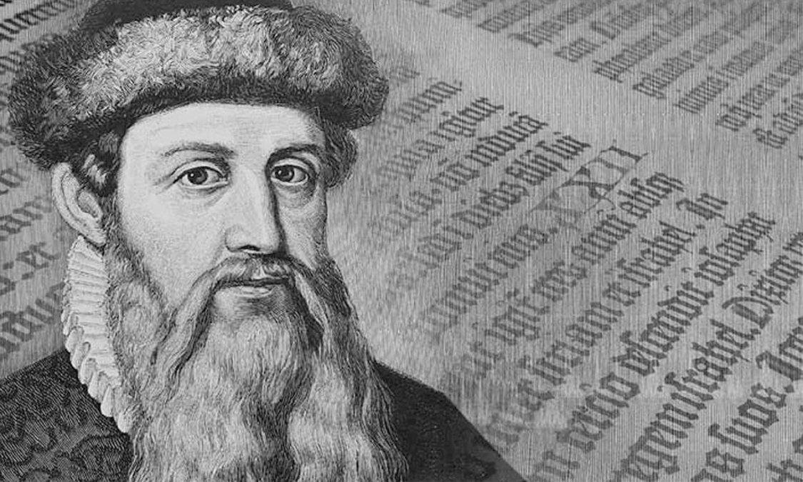 La fecha exacta del nacimiento de Johannes Gensfleisch zur Laden zum Gutenberg, más conocido como Johannes Gutenberg, es desconocida pero se cree que nació cerca del año 1400 en Mainz, Alemania. La ciudad le dio una