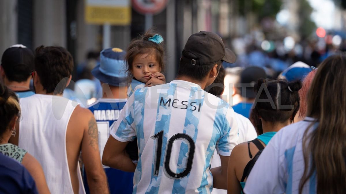 Millones de niños y niñas vieron por primera vez a la Selección Argentina campeona del mundo. Inolvidable.