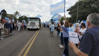El 20 de&nbsp;junio, miles de personas de&nbsp;Avellaneda y Reconquista se manifestaron en un banderazo contra el proyecto de expropiaci&oacute;n de Vicentin.