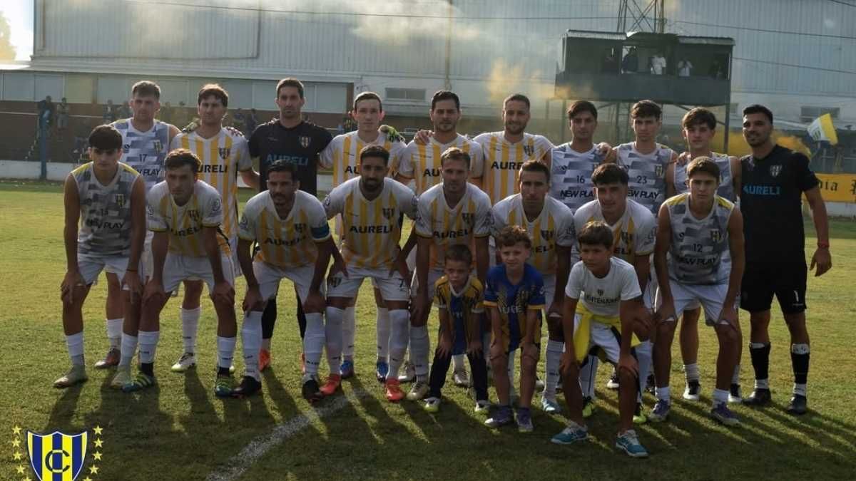 Centenario de San José de la Esquina ganó los dos partidos y está en cuartos de final. Foto: Prensa Centenario. Centenario de San José de la Esquina ganó los dos partidos y está en cuartos de final. Foto: Prensa Centenario.