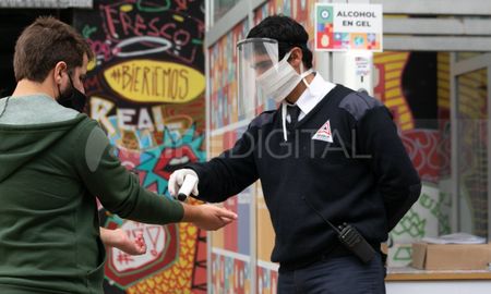 El shopping La Ribera reabrió sus puertas al público este lunes. El horario es de 11 a 19:30. El shopping La Ribera reabrió sus puertas al público este lunes. El horario es de 11 a 19:30.