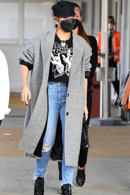 Jennifer Lopez deslumbra en Venecia con su look