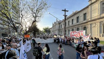 Asambleas estudiantiles en Santa Fe: cómo seguirá el plan de lucha en las facultades