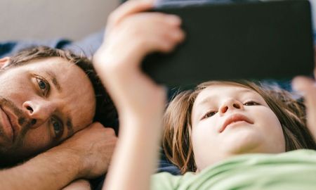 “Videojuegos, celulares y crianza digital: lo que todo padre necesita saber” no es solo un título, es una guía práctica. “Videojuegos, celulares y crianza digital: lo que todo padre necesita saber” no es solo un título, es una guía práctica.