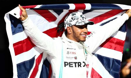 Lewis Hamilton campeón de la Fórmula 1. Lewis Hamilton campeón de la Fórmula 1.
