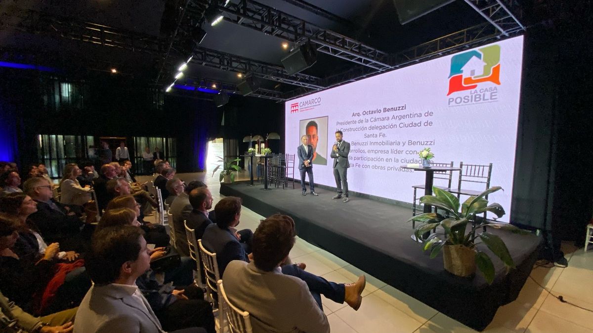 Se realizó en Santa Fe un foro sobre el acceso a la vivienda con la participación de expertos y autoridades de la Cámara Argentina de la Construcción.