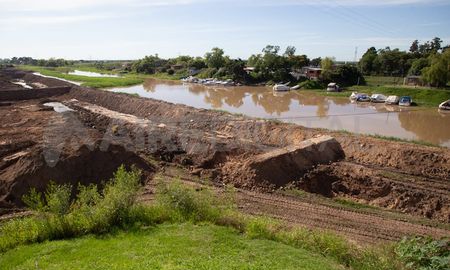 Aire de Santa Fe | Obras riacho 6.jpeg