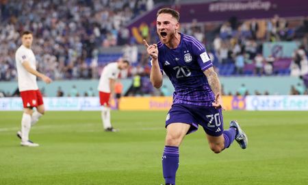 Alexis Mac Allister firmó con su nuevo club, un grande de la Premier League, luego de su impresionante temporada con el Brighton. Alexis Mac Allister firmó con su nuevo club, un grande de la Premier League, luego de su impresionante temporada con el Brighton.