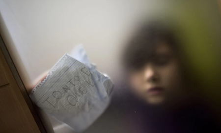 Tiene 12 años, sufre acoso escolar y pidió ayuda con una carta: Siento que me voy a morir Tiene 12 años, sufre acoso escolar y pidió ayuda con una carta: Siento que me voy a morir