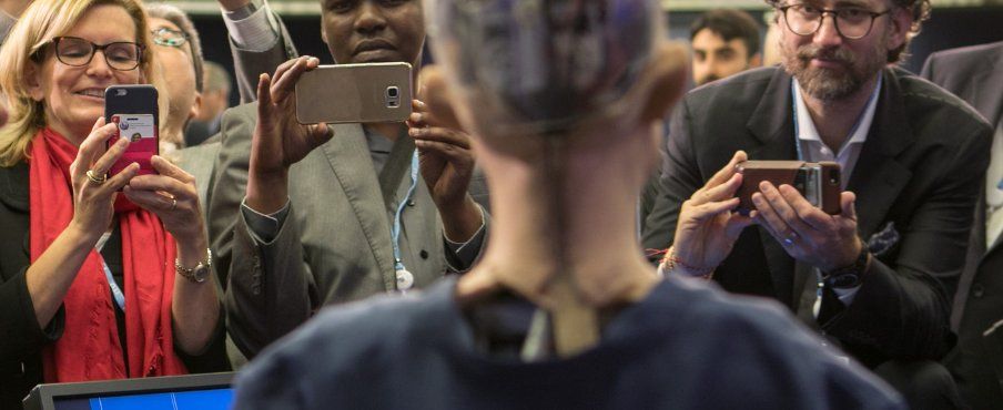 ¿Quién es Sophia? La primera robot con ciudadanía