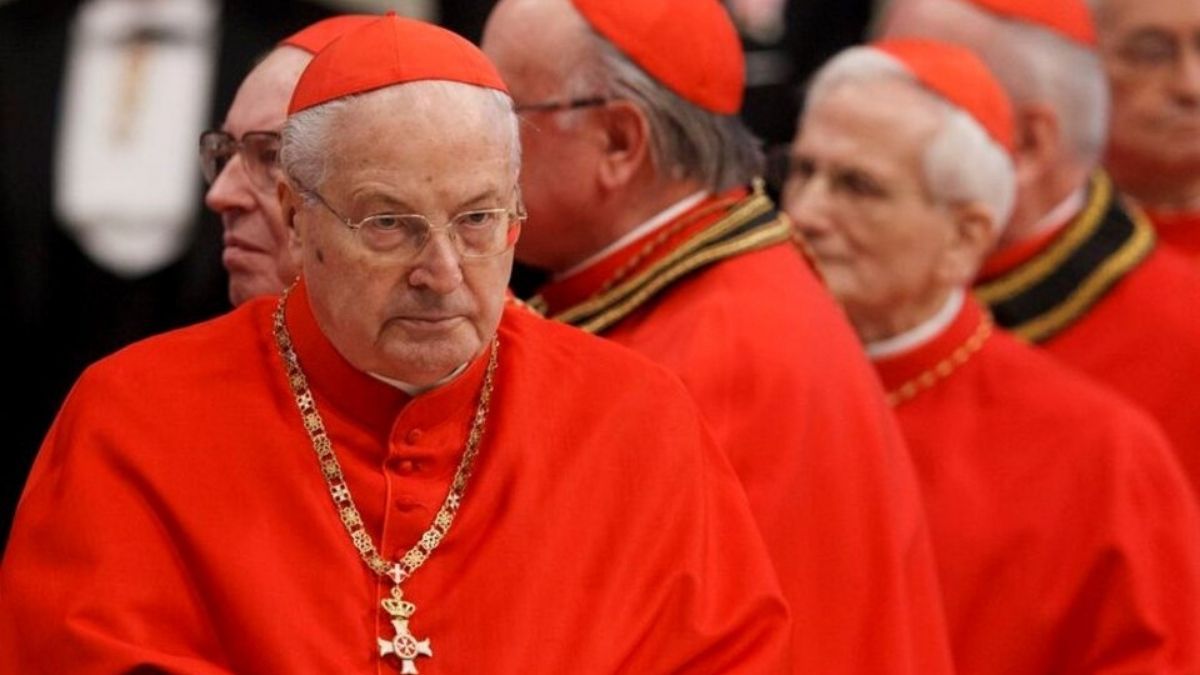 Angelo Sodano&nbsp;desde hacía tiempo estaba ingresado en el Hospital Columbus-Gemelli de Roma tras haber contraído Covid.