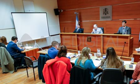 El juicio se desarrolla en la sala 1 de los tribunales santafesinos. El juicio se desarrolla en la sala 1 de los tribunales santafesinos.