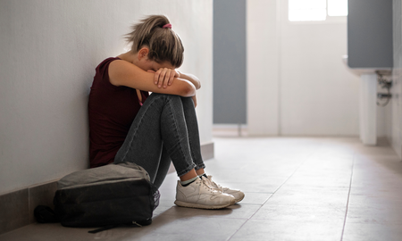 La soledad es una experiencia humana que puede aparecer en distintas etapas de la vida. La soledad es una experiencia humana que puede aparecer en distintas etapas de la vida.