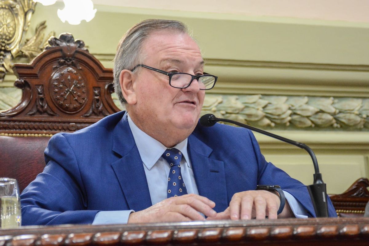 Felipe Michlig, Presidente de la Unión Cívica Radical en la Provincia de Santa Fe. Felipe Michlig, Presidente de la Unión Cívica Radical en la Provincia de Santa Fe. 