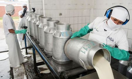 Los funcionarios laborales convocaron a sindicalistas y empresarios para las 11:00 del 3 de agosto próximo. Los funcionarios laborales convocaron a sindicalistas y empresarios para las 11:00 del 3 de agosto próximo.