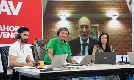Argentina es furor para los Indios. El embajador Hugo Gobbi explicó en AIRE este fenómeno. Argentina es furor para los Indios. El embajador Hugo Gobbi explicó en AIRE este fenómeno.