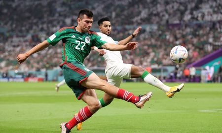 La Selección de México juega sus últimas chances ante Arabia Saudita. La Selección de México juega sus últimas chances ante Arabia Saudita.
