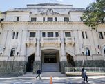 no volvio de una salida transitoria y lo detuvieron con un arma cargada
